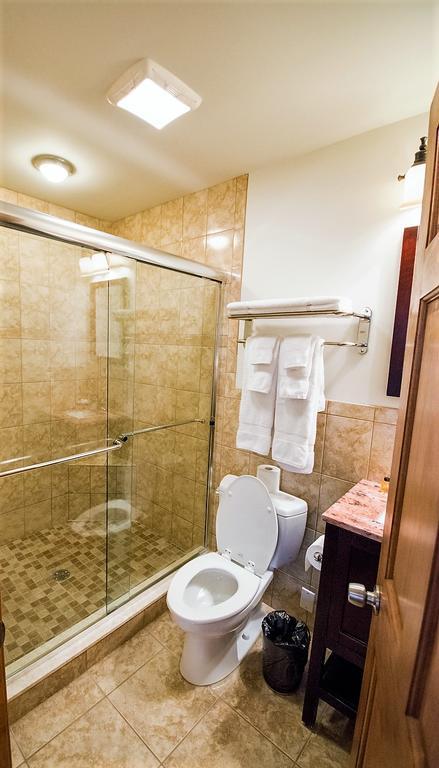 Sutton Inn エルクトン エクステリア 写真